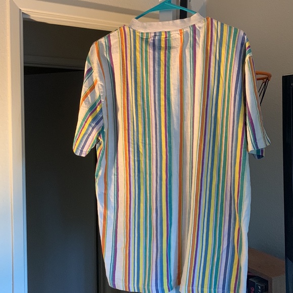 Multi colored stripes guess shirt in good condition - Picture 2 of 3